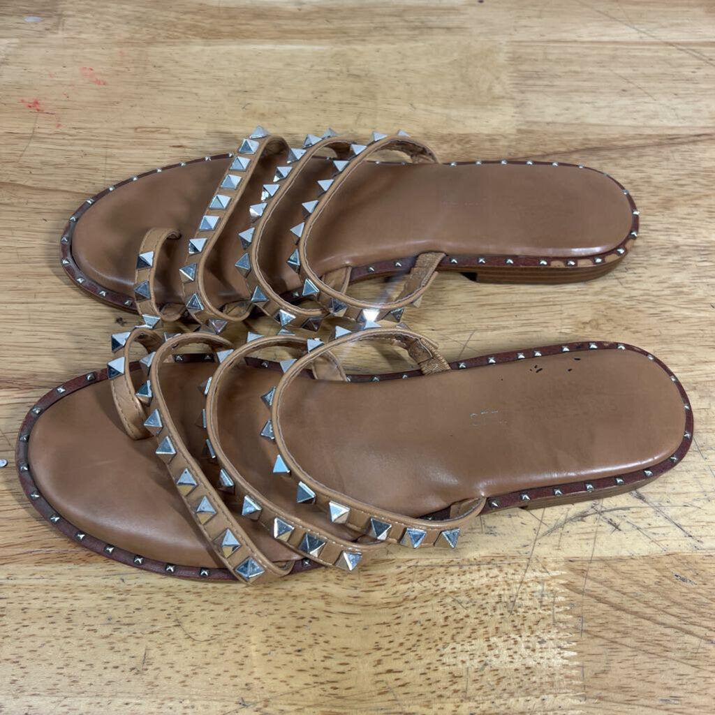 Sincerely Jules Beige/ Silver Studded Strappy Sandals 9