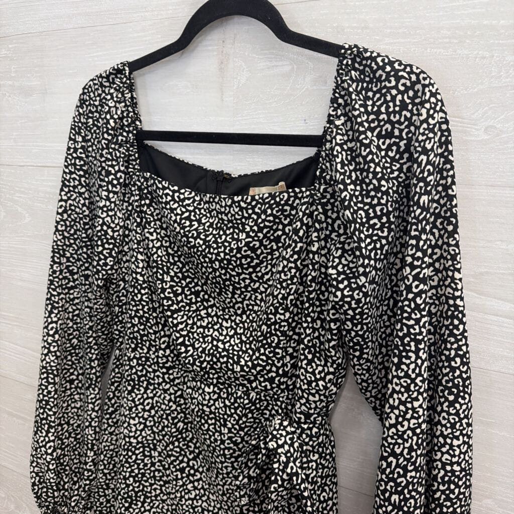 Altar'd State Black/ White Print Long Sleeve Dress Medium
