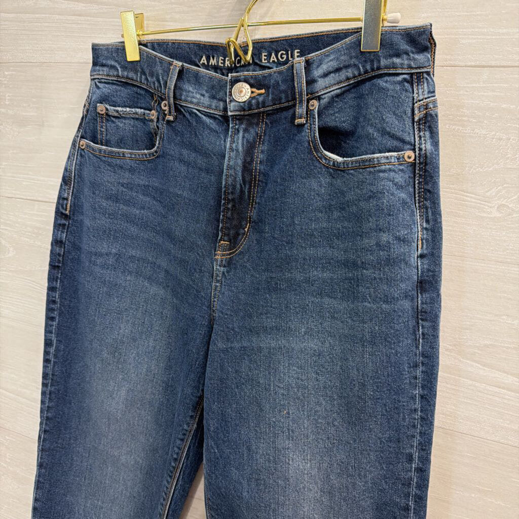 American Eagle Dark Wash 90s Boyfriend Jeans 4