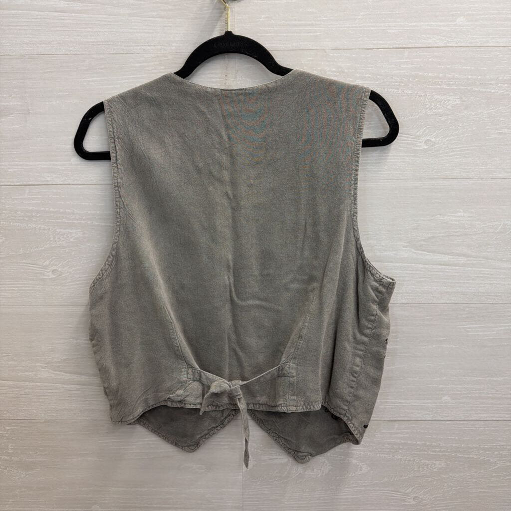 Grey Embroidered Sleeveless Button Front Top Free Size