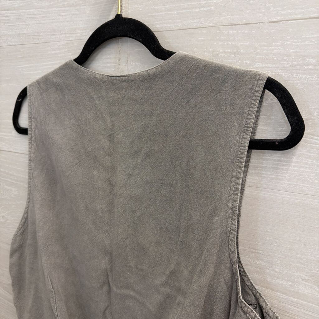 Grey Embroidered Sleeveless Button Front Top Free Size