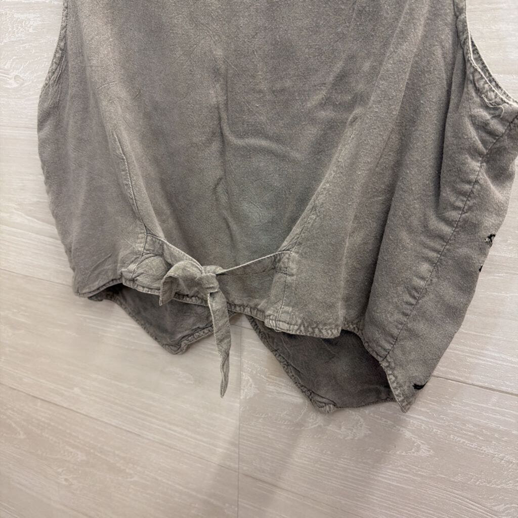 Grey Embroidered Sleeveless Button Front Top Free Size