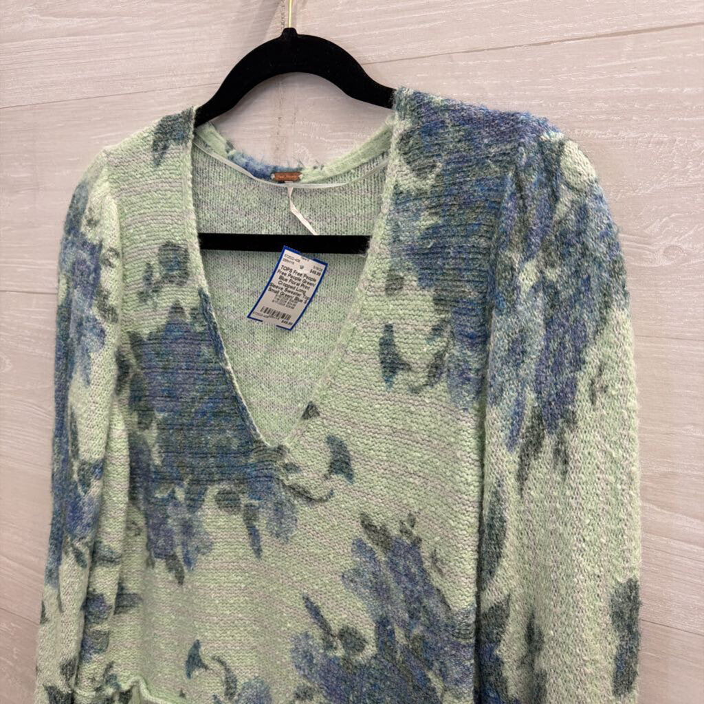 Free People Green/ Blue Floral Print Cropped Long Sleeve Sweater Top Small