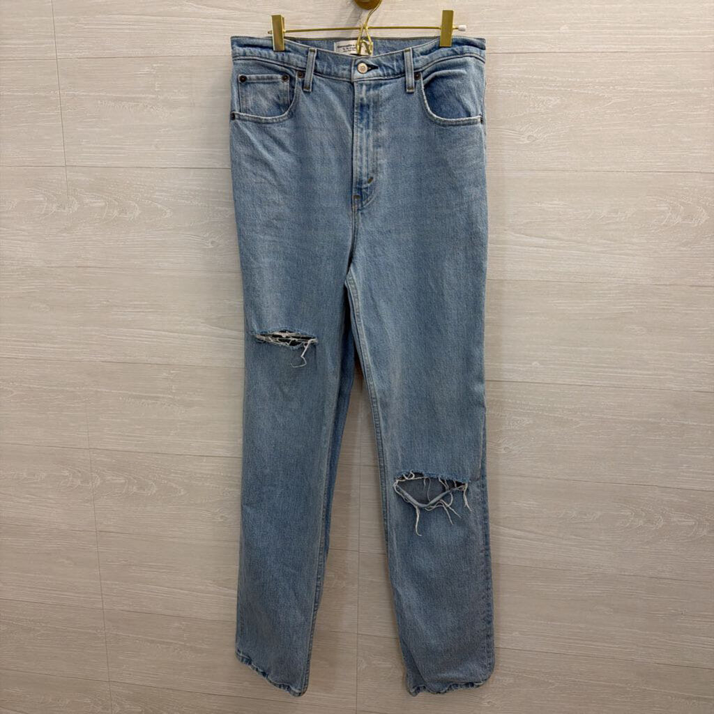 Abercrombie and Fitch Light Wash The 90s Straight Ultra High Rise Jeans 8 Long