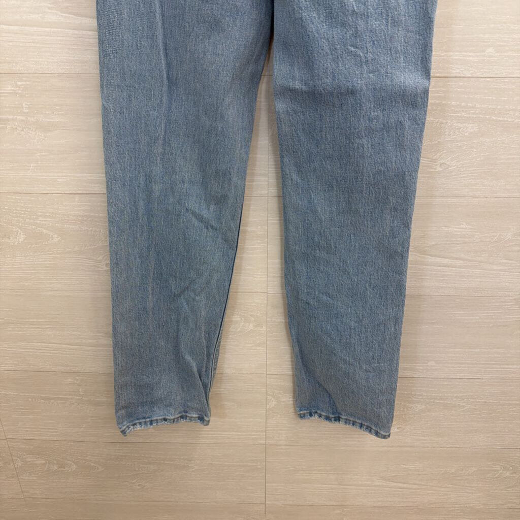 Abercrombie and Fitch Light Wash The 90s Straight Ultra High Rise Jeans 8 Long