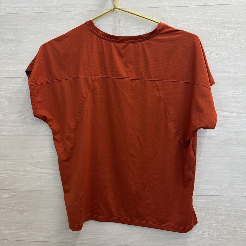 Brooks Orange Short Sleeve Athletic Top Medium