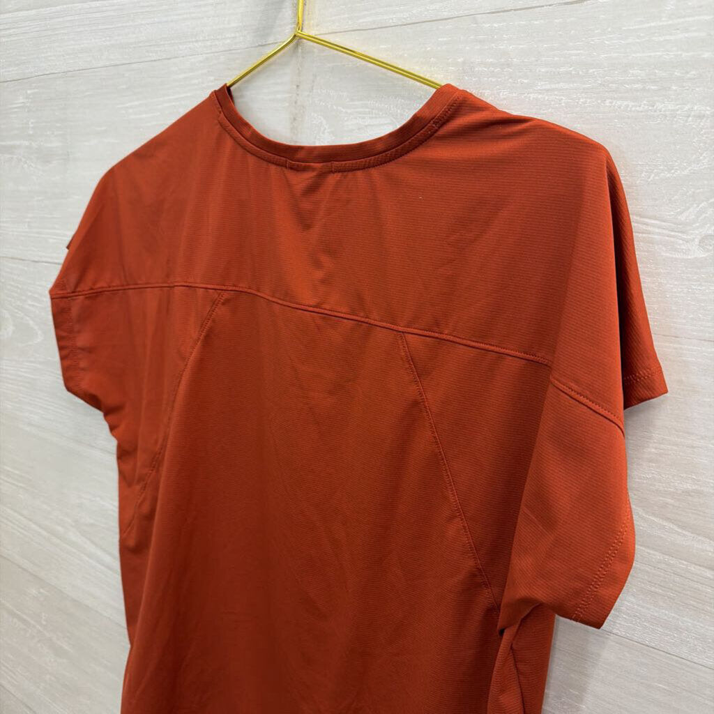 Brooks Orange Short Sleeve Athletic Top Medium