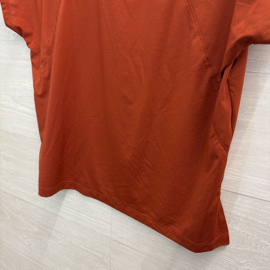 Brooks Orange Short Sleeve Athletic Top Medium