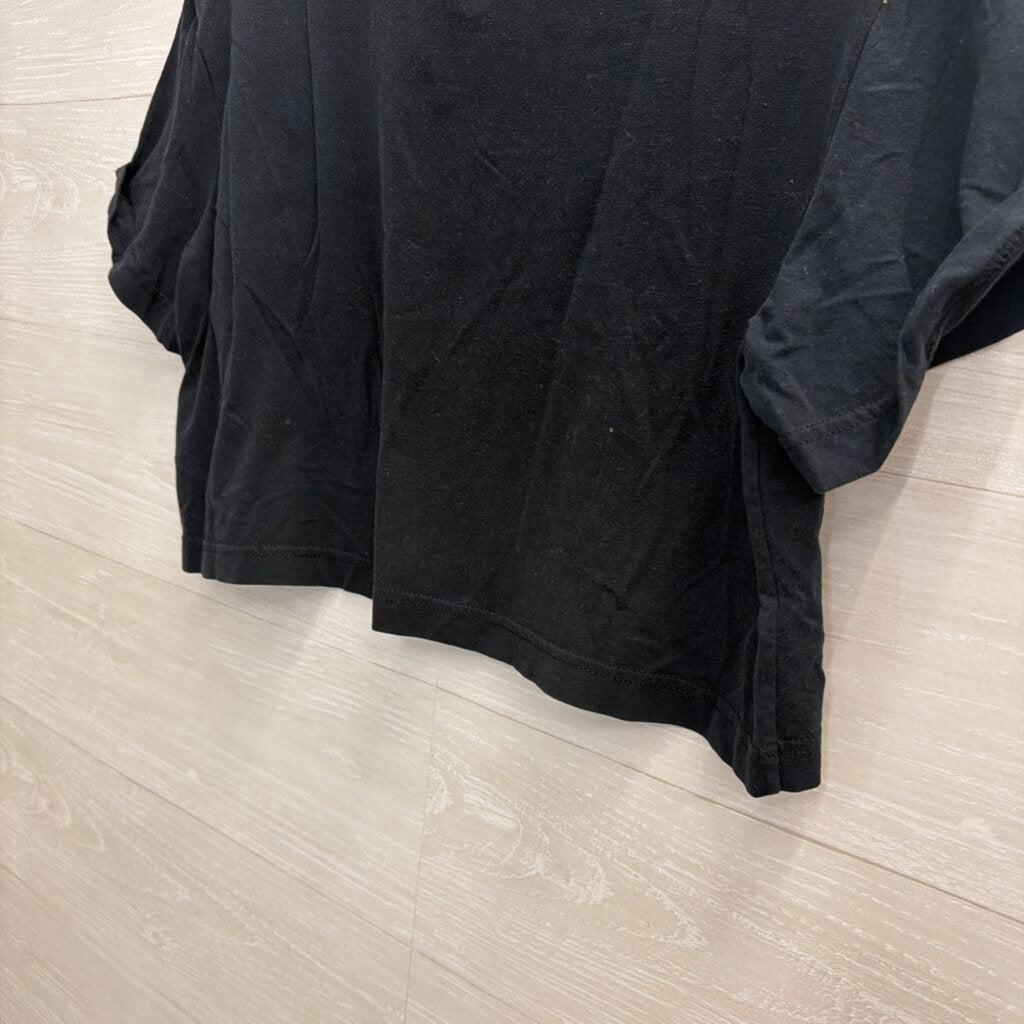 Nike Black/ White Rogue Cropped Short Sleeve Top Medium
