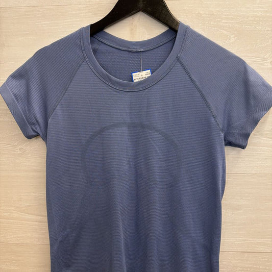 Lululemon Blue Short Sleeve Athletic Top Medium
