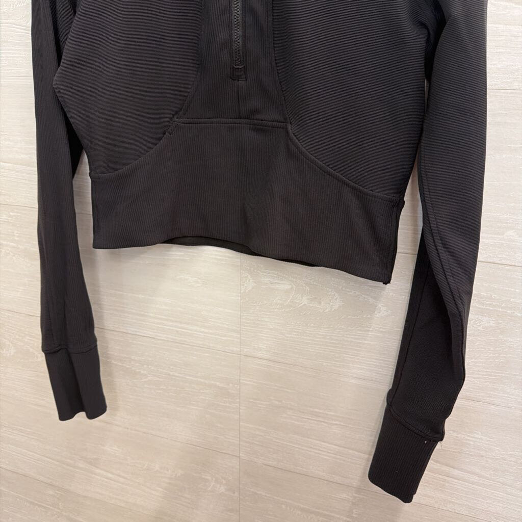 Lululemon Black Cropped Quarter Zip Pullover Medium