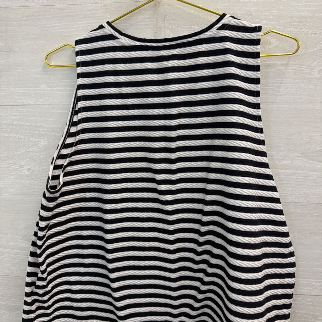 Ann Taylor White/ Black Striped Tank Top Extra Large