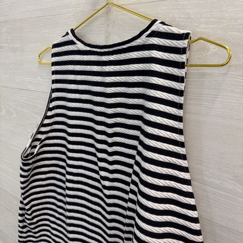 Ann Taylor White/ Black Striped Tank Top Extra Large