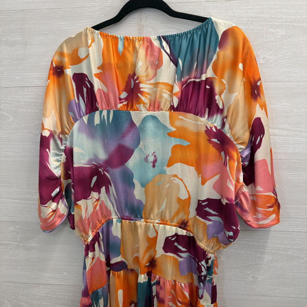 Loft White/ Multi Print Short Sleeve Top Medium