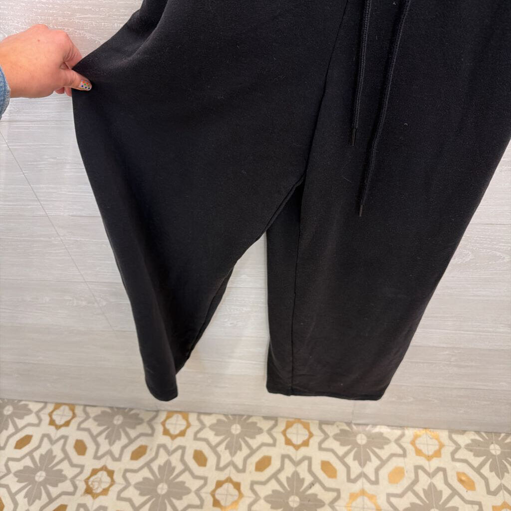 Athleta Black Soft Sleeveless Jumpsuit Medium