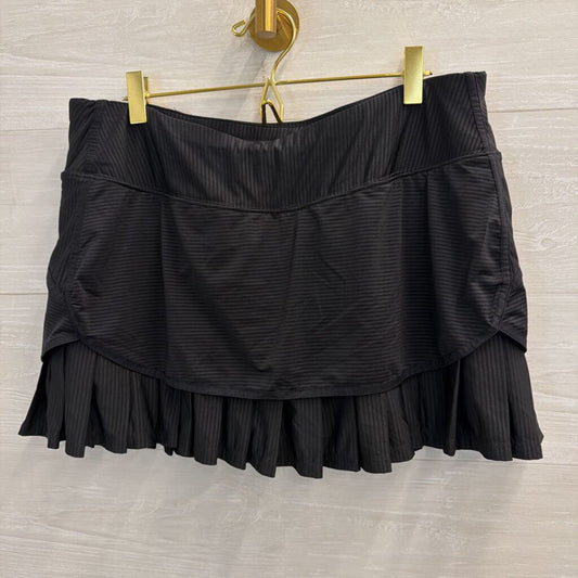 Athleta Black Striped Pleated Detail Skort Large