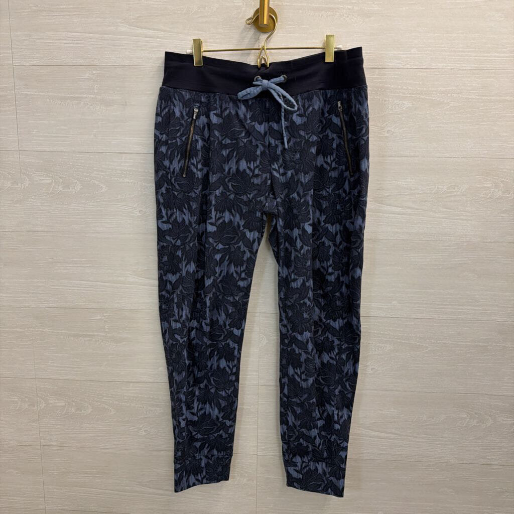 Athleta Navy Print Pull On Jogger Pants 12