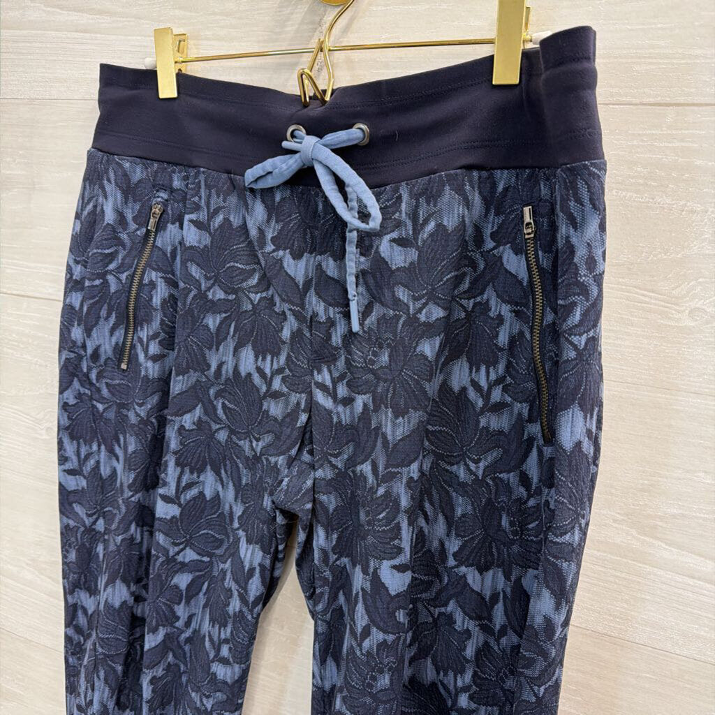 Athleta Navy Print Pull On Jogger Pants 12