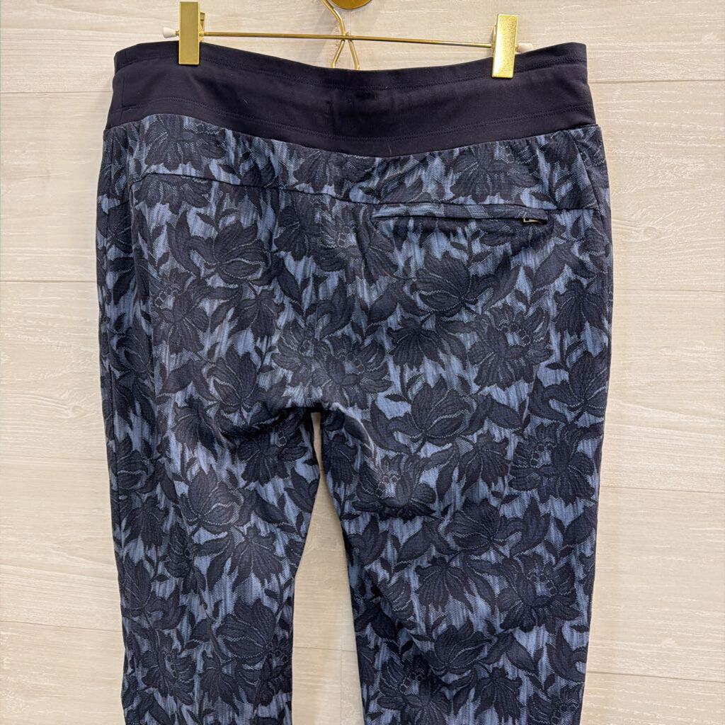 Athleta Navy Print Pull On Jogger Pants 12