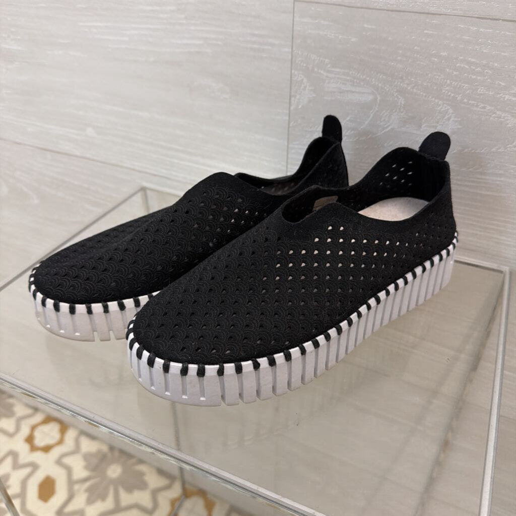 Ilse Jacobsen Black/ White Perforated Tulip Slip On Sneakers 36
