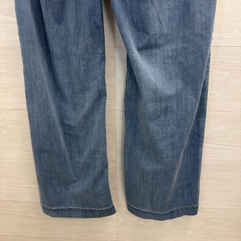 Democracy Light Wash Wide Leg Ab Technology Jeans 4