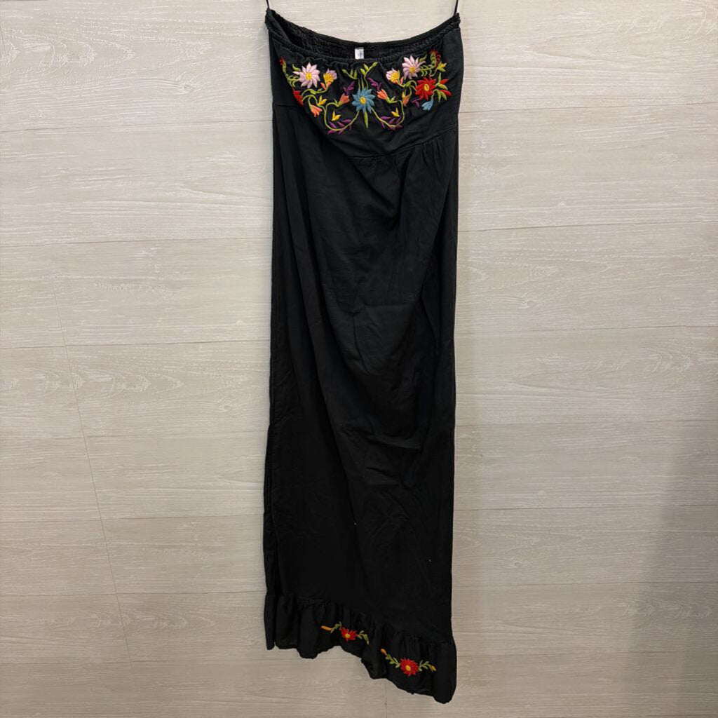 Ocean Breeze Black/ Multi Embroidered Floral Strapless Maxi Dress Small