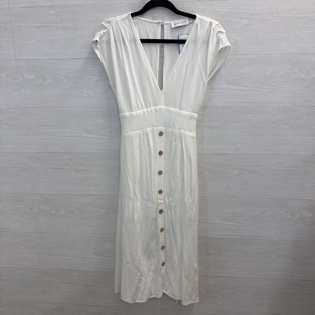 Petal and Pup White Short Sleeve Button Detail Midi Dress 10