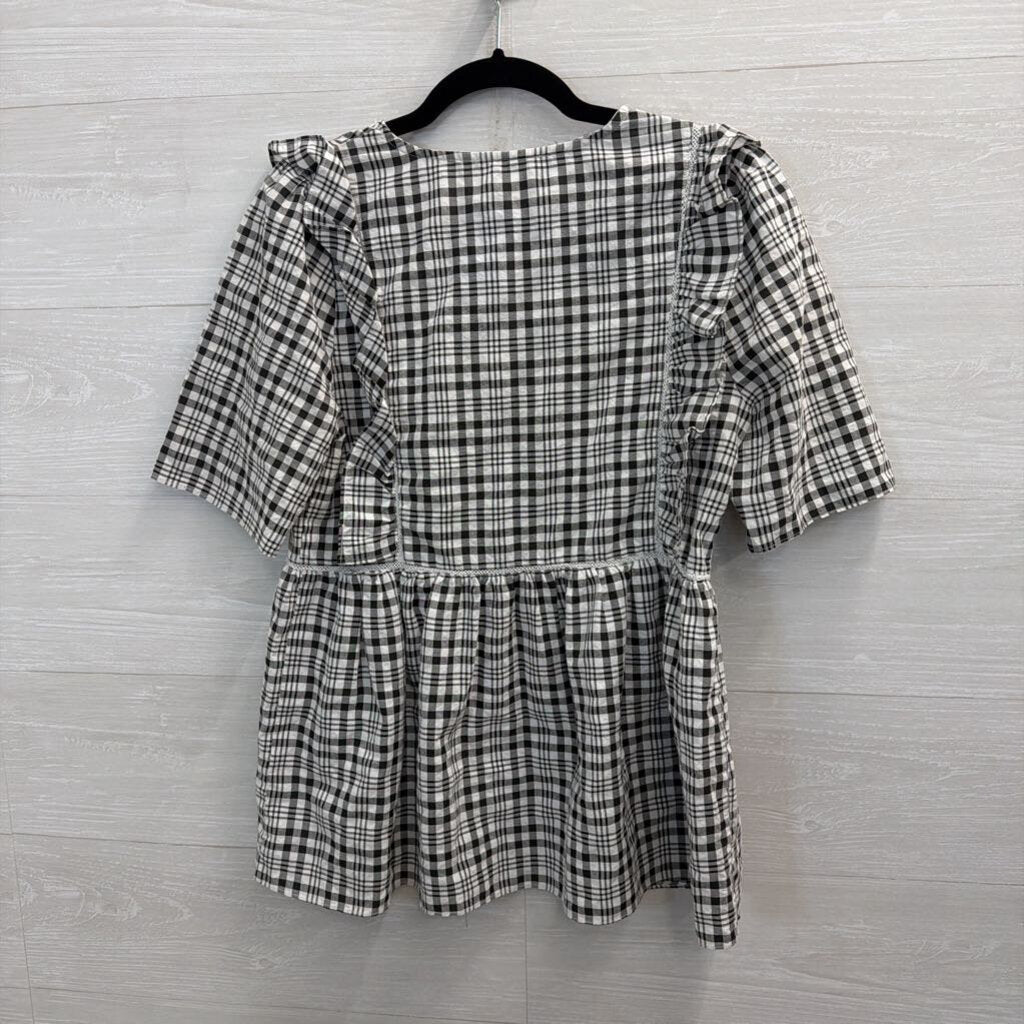 White/ Black Plaid Short Puff Sleeve Top Small