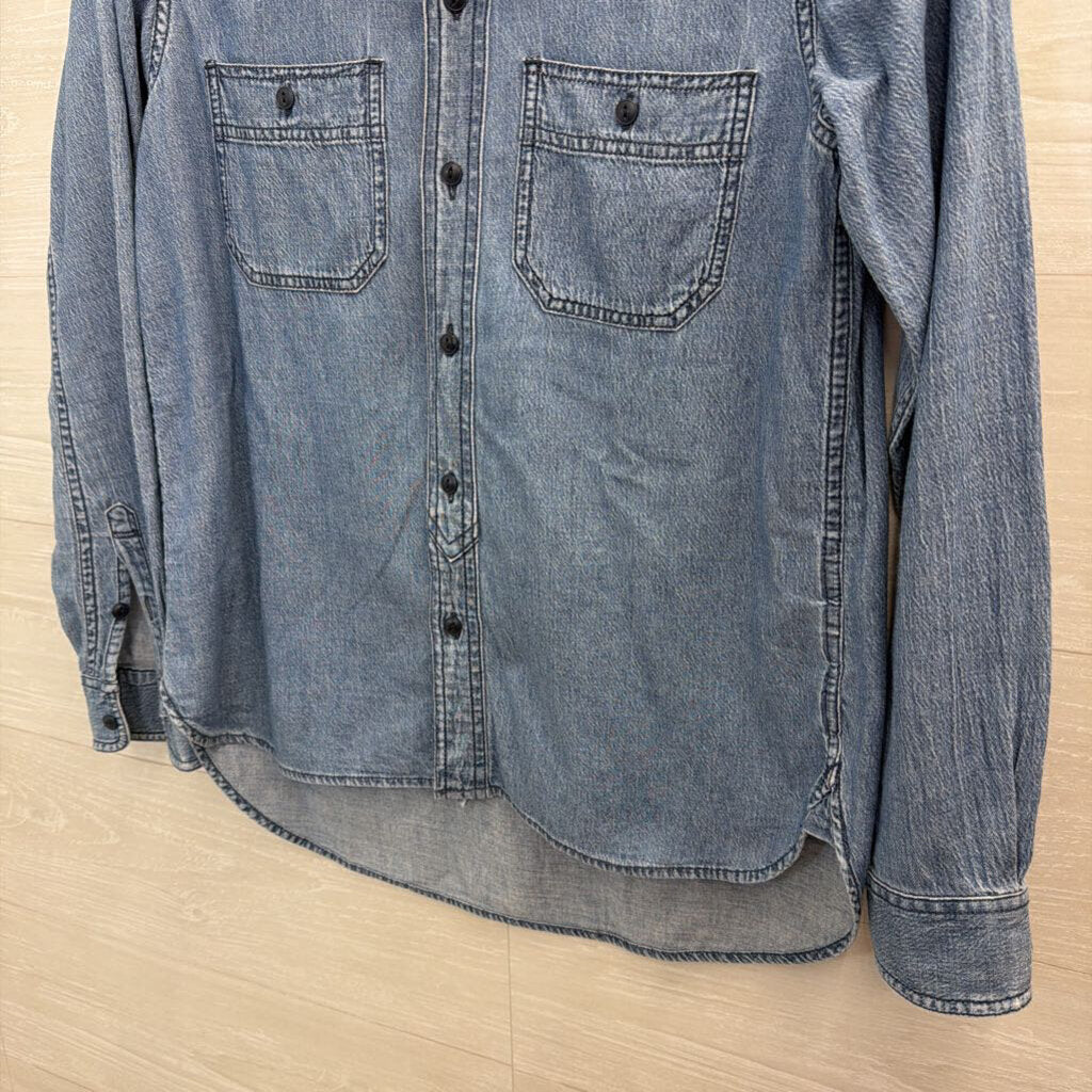 Madewell Blue Chambray Long Sleeve Button Down Top Small