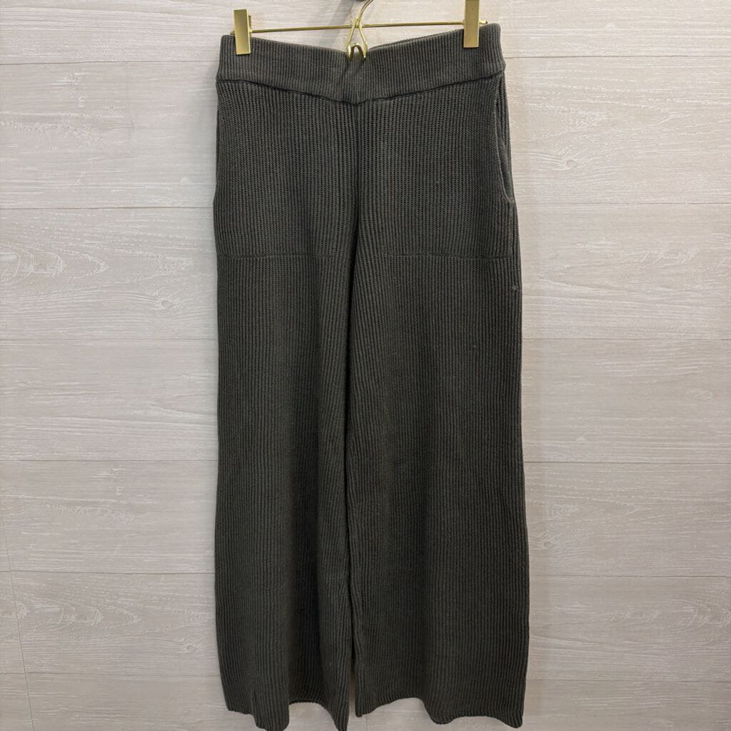 FP Beach Green Knit Long Sleeve Henley Top/ Wide Leg Pants Lounge Set Extra Small