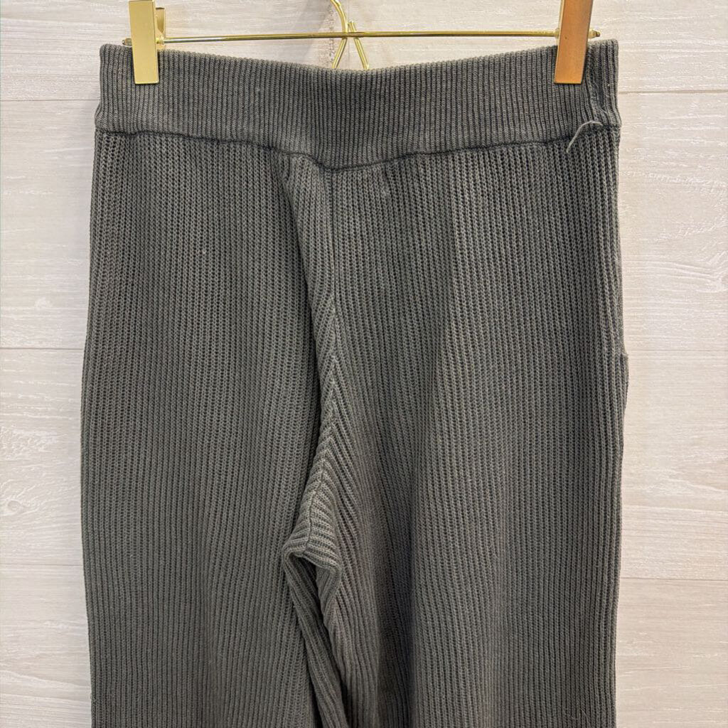 FP Beach Green Knit Long Sleeve Henley Top/ Wide Leg Pants Lounge Set Extra Small