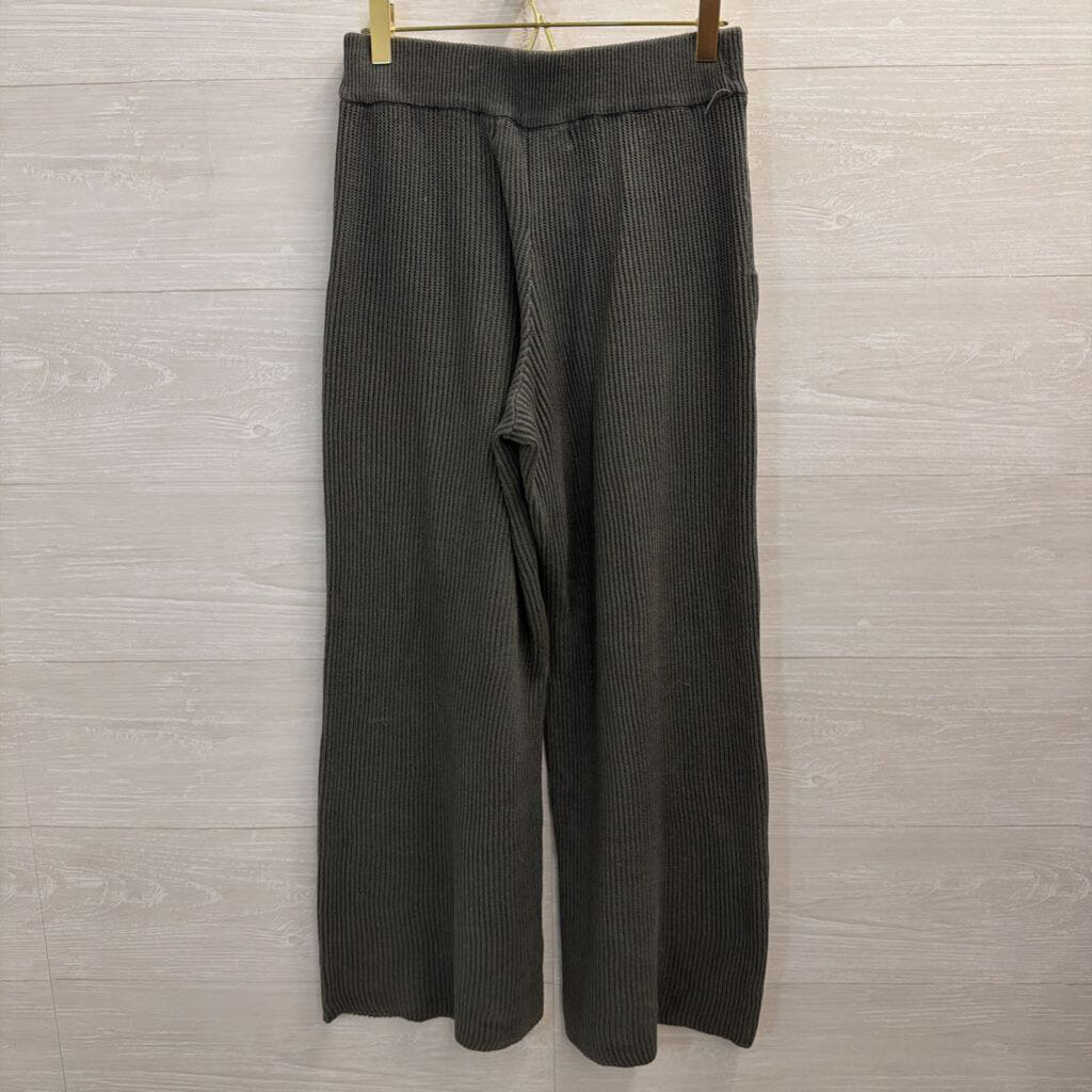 FP Beach Green Knit Long Sleeve Henley Top/ Wide Leg Pants Lounge Set Extra Small