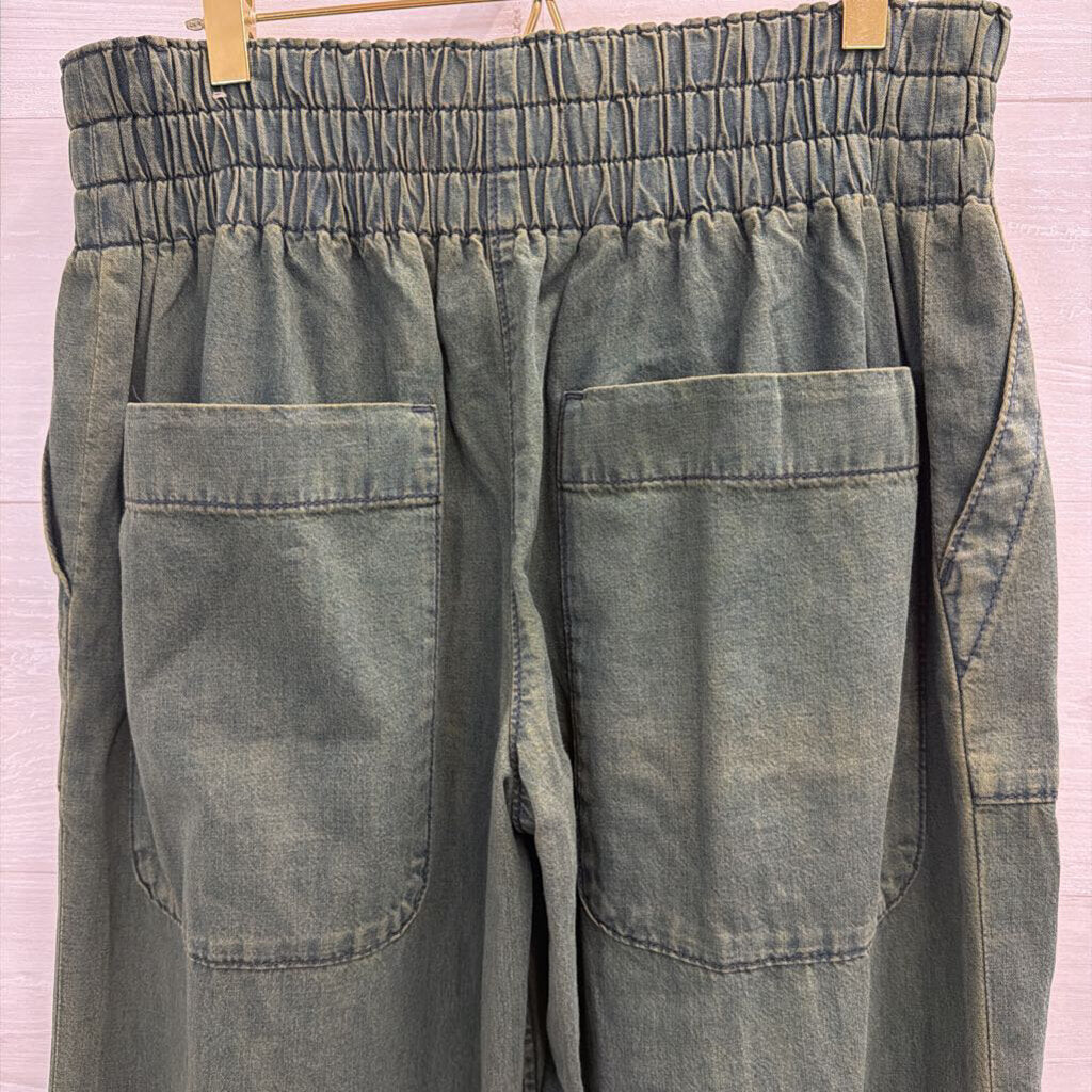 We The Free Green High Waisted Wide Leg Pants Small