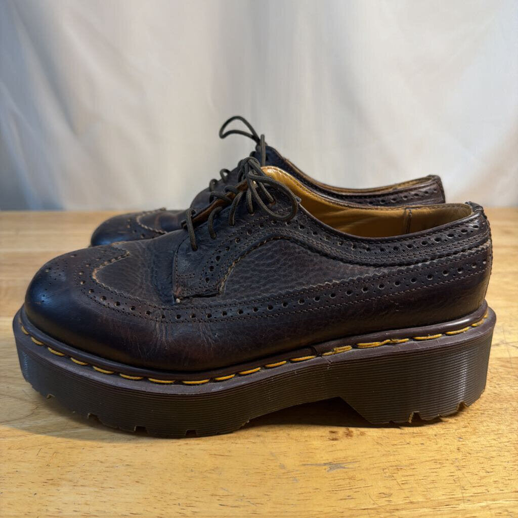 Dr. Martens Brown Leather 3989 Wingtip Brogue Oxford Shoes 9