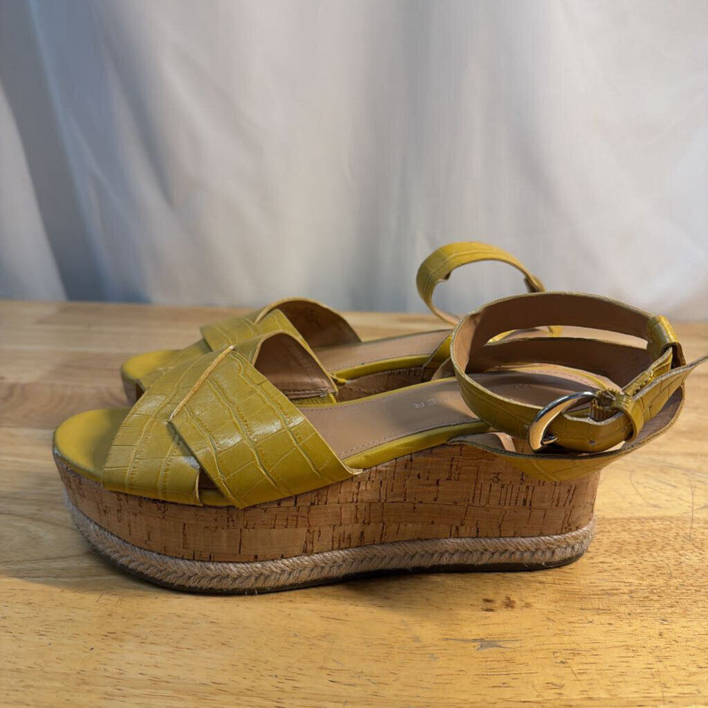 Marc Fisher Yellow Crocodile Embossed Leather Strappy Platform Sandals 6.5