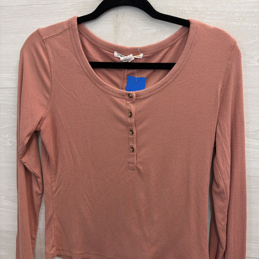 C and C California Pink Ribbed Cropped Long Sleeve Henley Top Medium