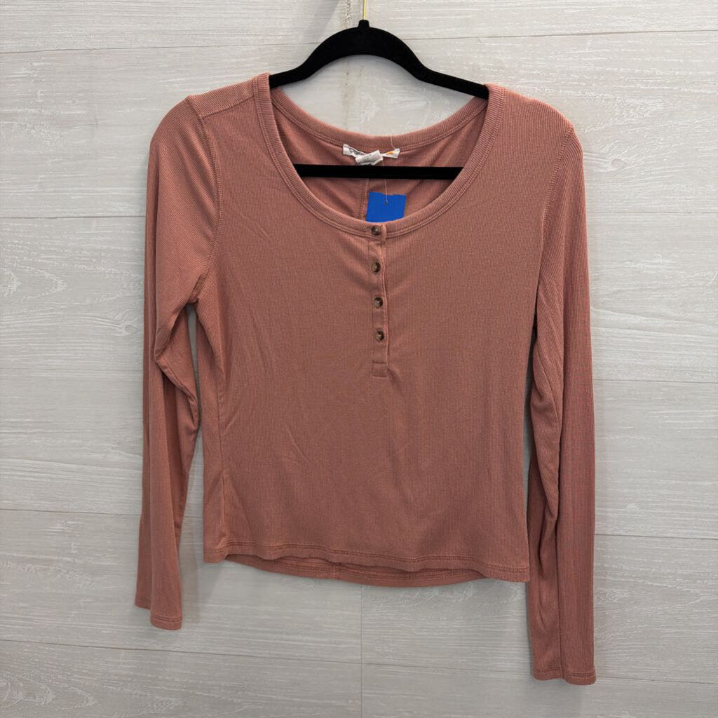C and C California Pink Ribbed Cropped Long Sleeve Henley Top Medium