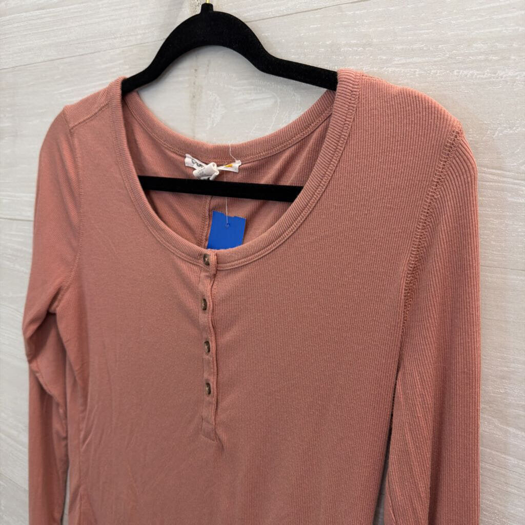 C and C California Pink Ribbed Cropped Long Sleeve Henley Top Medium