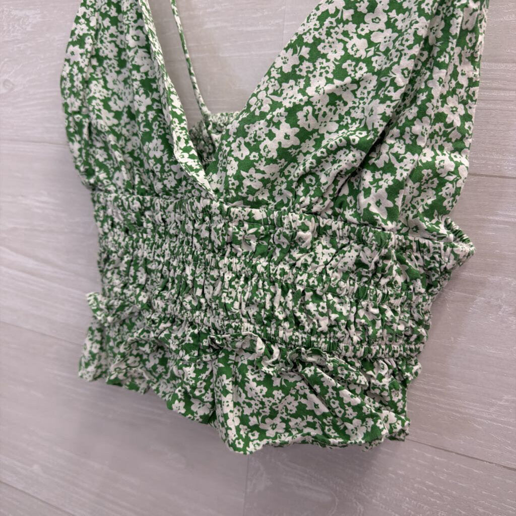 Sim and Sam Green/ White Print Cropped Tank Top Small