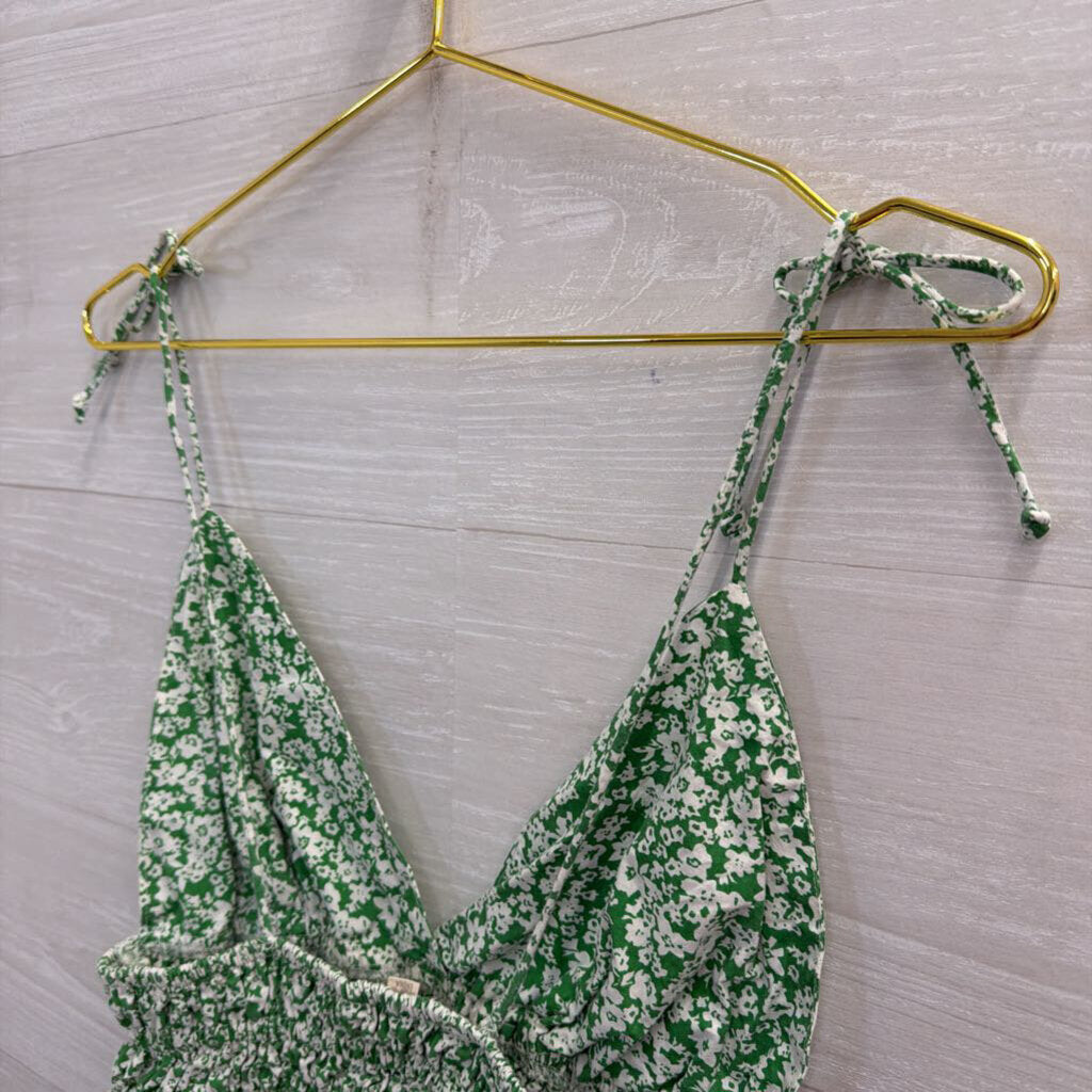 Sim and Sam Green/ White Print Cropped Tank Top Small