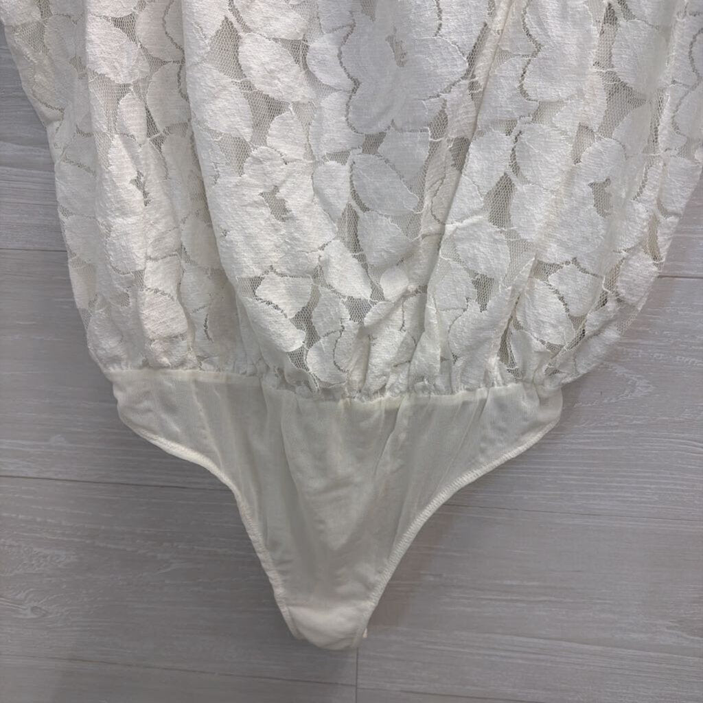 Intimately Free People White Sheer Lace Short Puff Sleeve Bodysuit Medium