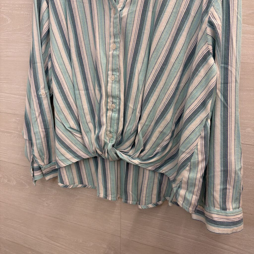 Chicos White/ Blue Striped Long Sleeve Button Down Top 2