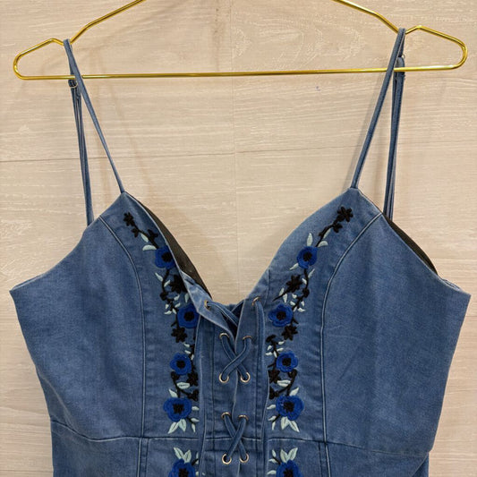Simplee Blue Chambray Embroidered Sleeveless Dress Large