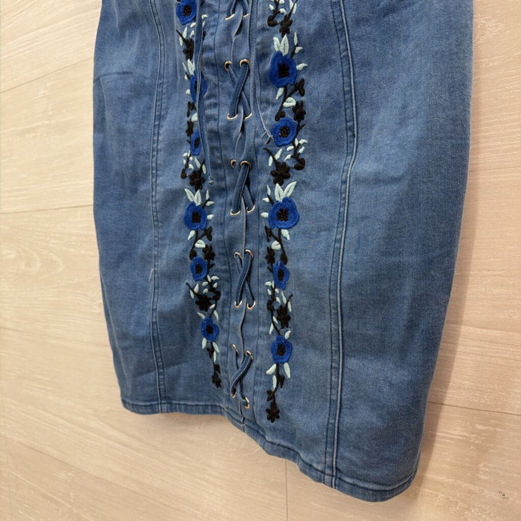 Simplee Blue Chambray Embroidered Sleeveless Dress Large