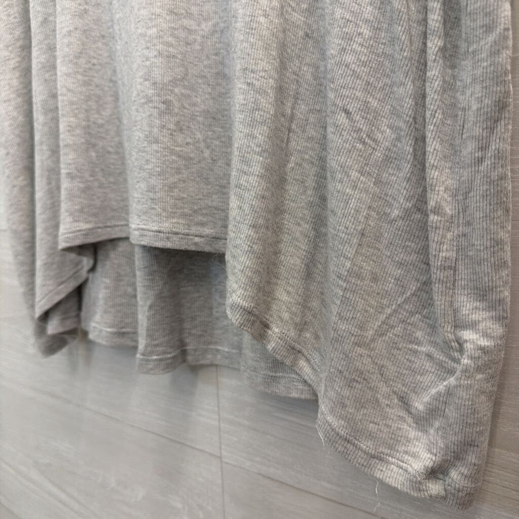 Athleta Soft Grey Slouchy Short Sleeve Top 1X
