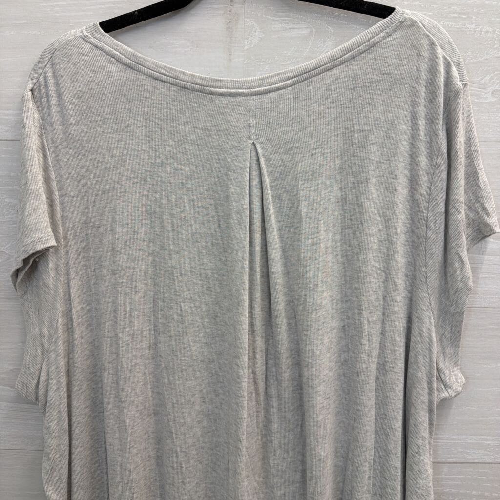 Athleta Soft Grey Slouchy Short Sleeve Top 1X