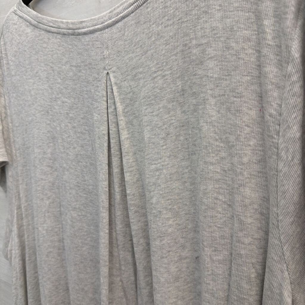 Athleta Soft Grey Slouchy Short Sleeve Top 1X