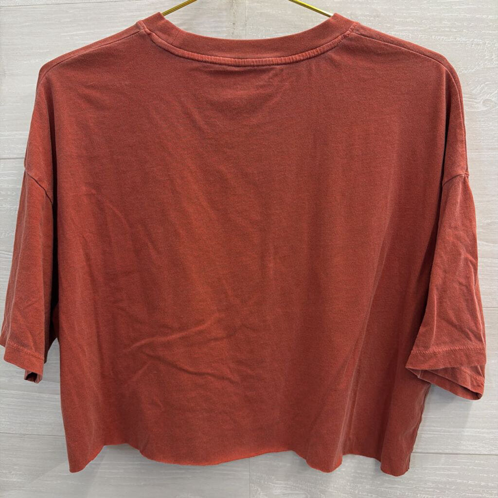 American Eagle Orange Skeleton Cropped Short Sleeve Graphic Tee Medium