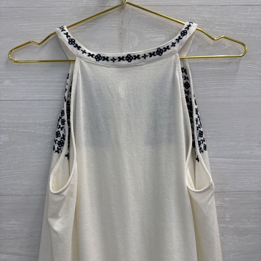 Skies are Blue White/ Navy Embroidered Tank Top Large