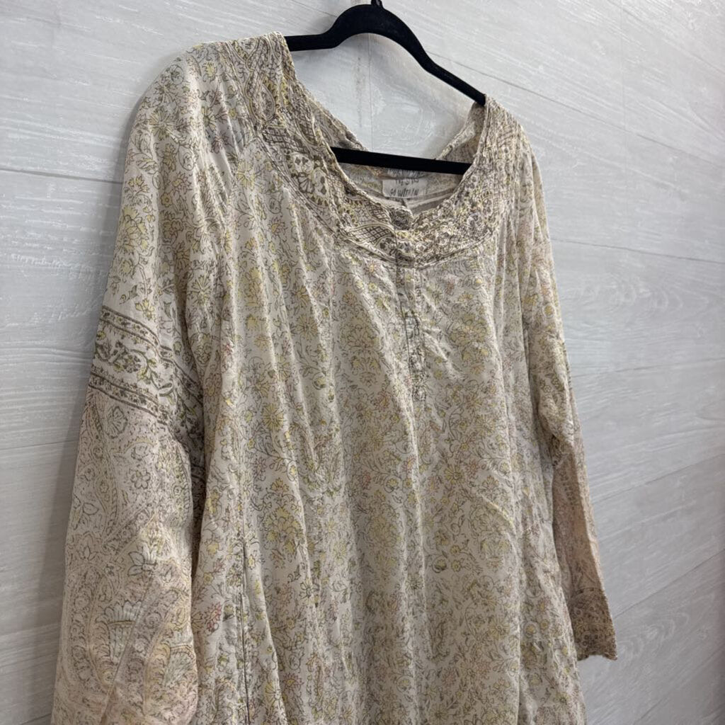 Magnolia Pearl Cream/ Multi Print Long Sleeve Dress One Size